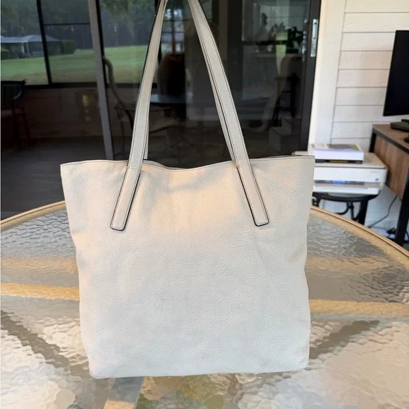 Prada White Leather Tote Bag - Picture 2 of 6